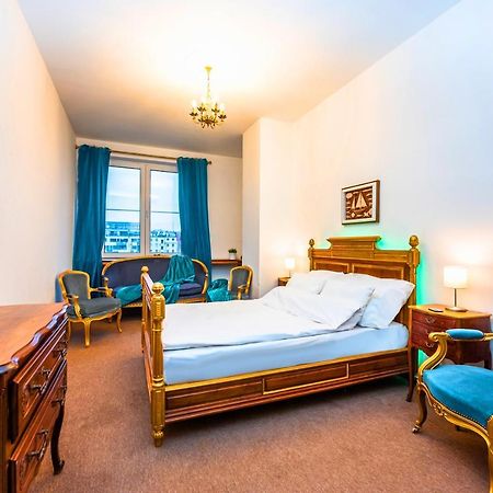 Bank Invest Apartmens - Old Town Appartamento Praga Esterno foto